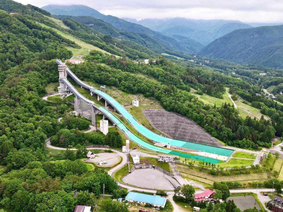 Apprising Hotels Granjam Tsugaike Otari Buitenkant foto